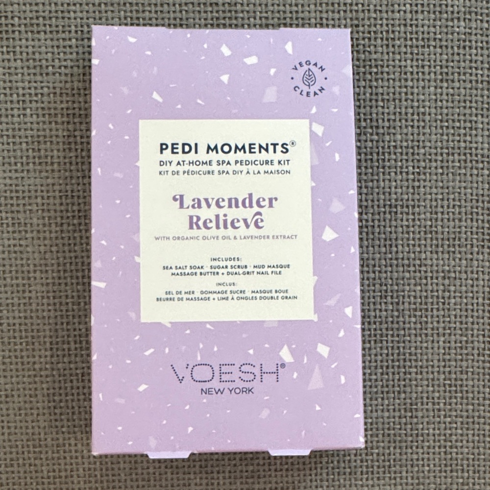 Voesh New York Lavender Relieve Pedicure Kit Pedi moments dyi at home spa vegan